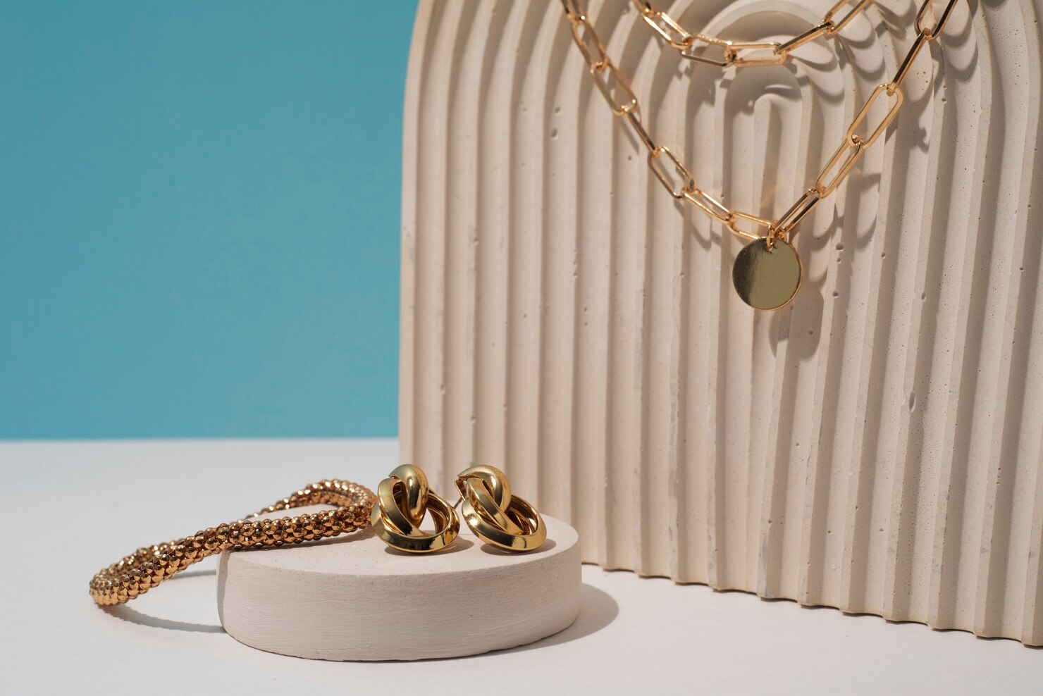 Jewellery layering and styling